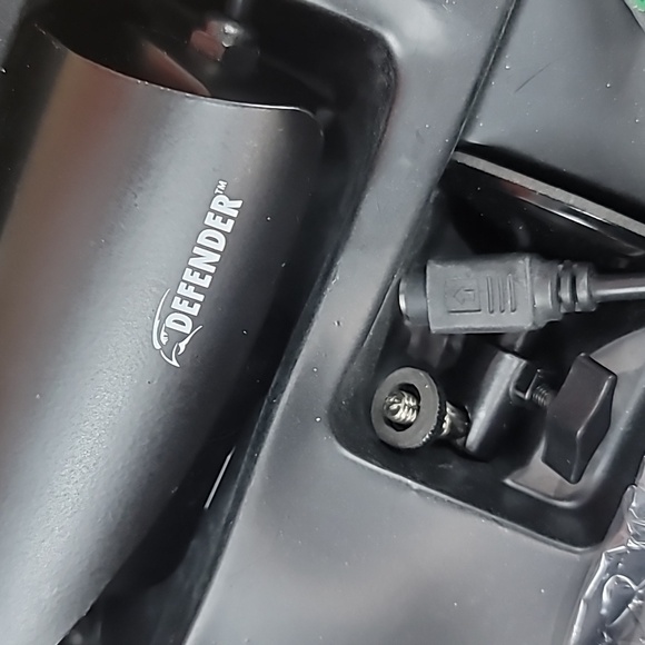 Defender Sp301-C  Security Cameras with cables set of 4 new in box nwt - Picture 4 of 6